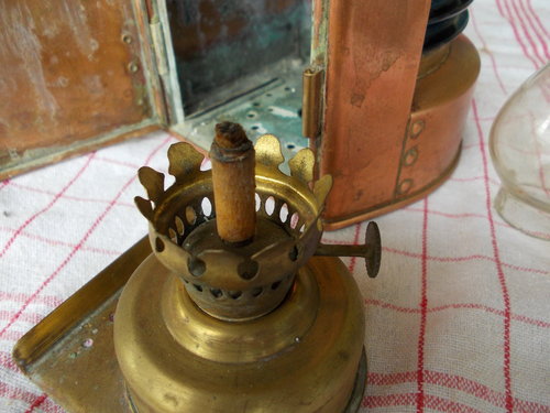 lampapétrol 010.JPG